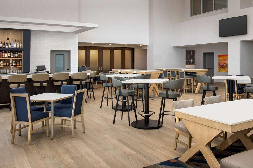Hampton Inn Warroad Интериор снимка